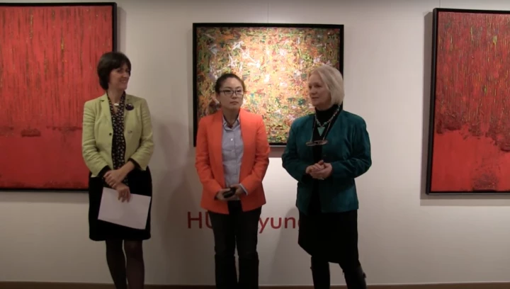 Dr. Mecsi Beatrix és A.Szabó Magda megnyitóbeszéde a Hur Kyung-Ae kiállításon