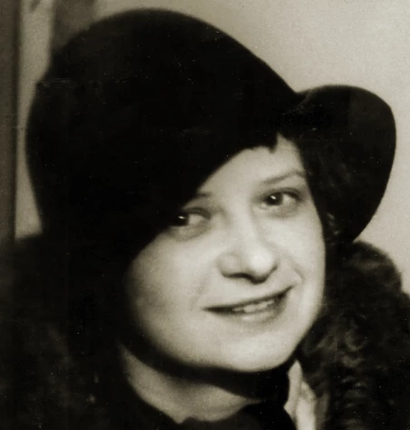 Vera Braun kicsi