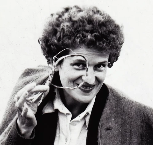 Sari Dienes